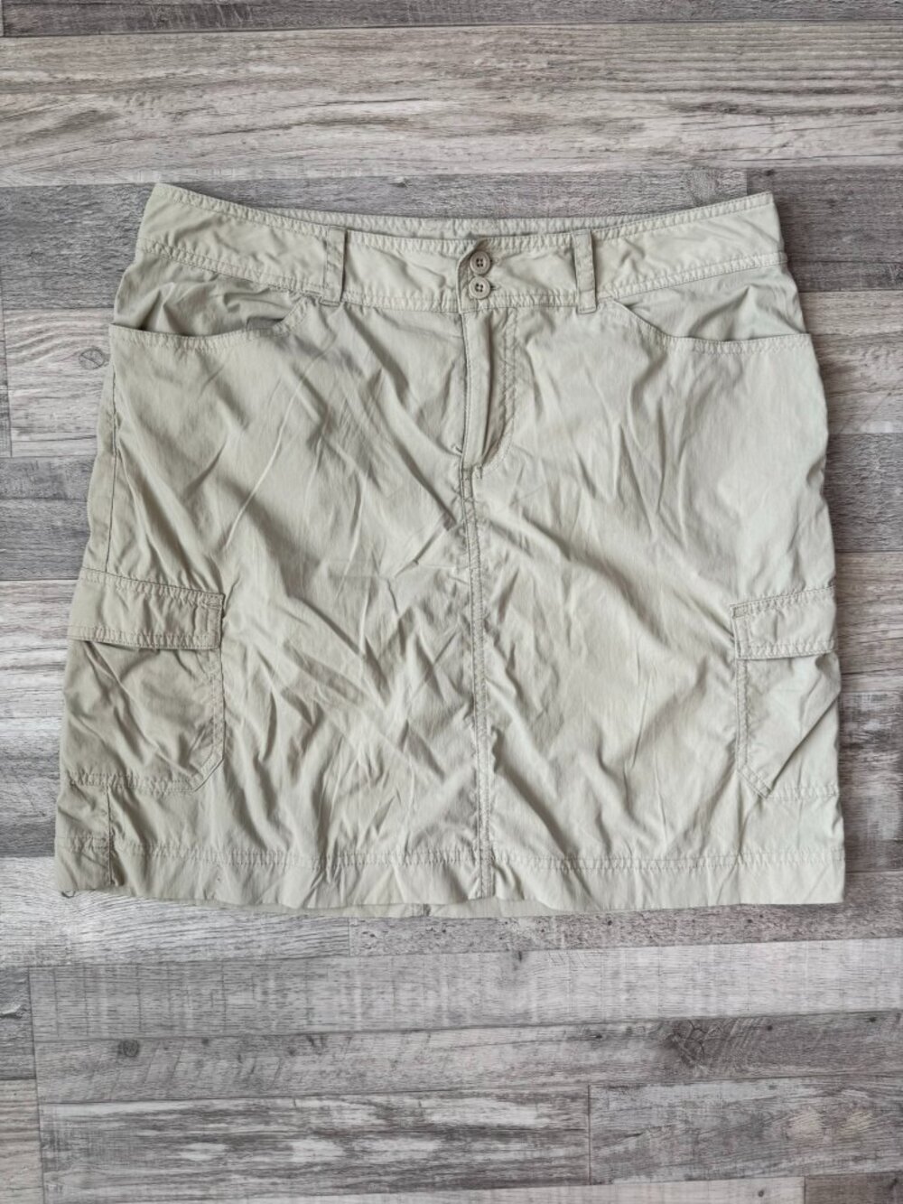 Patagonia Khaki Women's Lightweight Outdoor Skirt Size 10 Cargo, Pocket E38